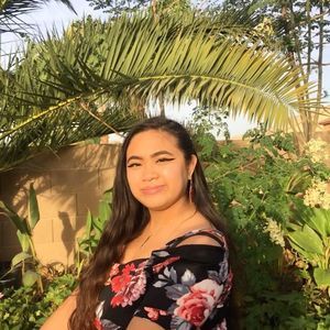 Meet your Posher, Joelle